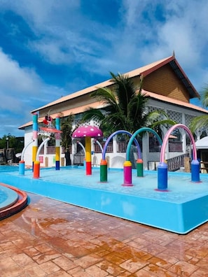 Hồ bơi