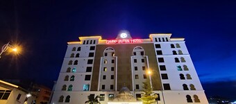 Grand Puteri Hotel