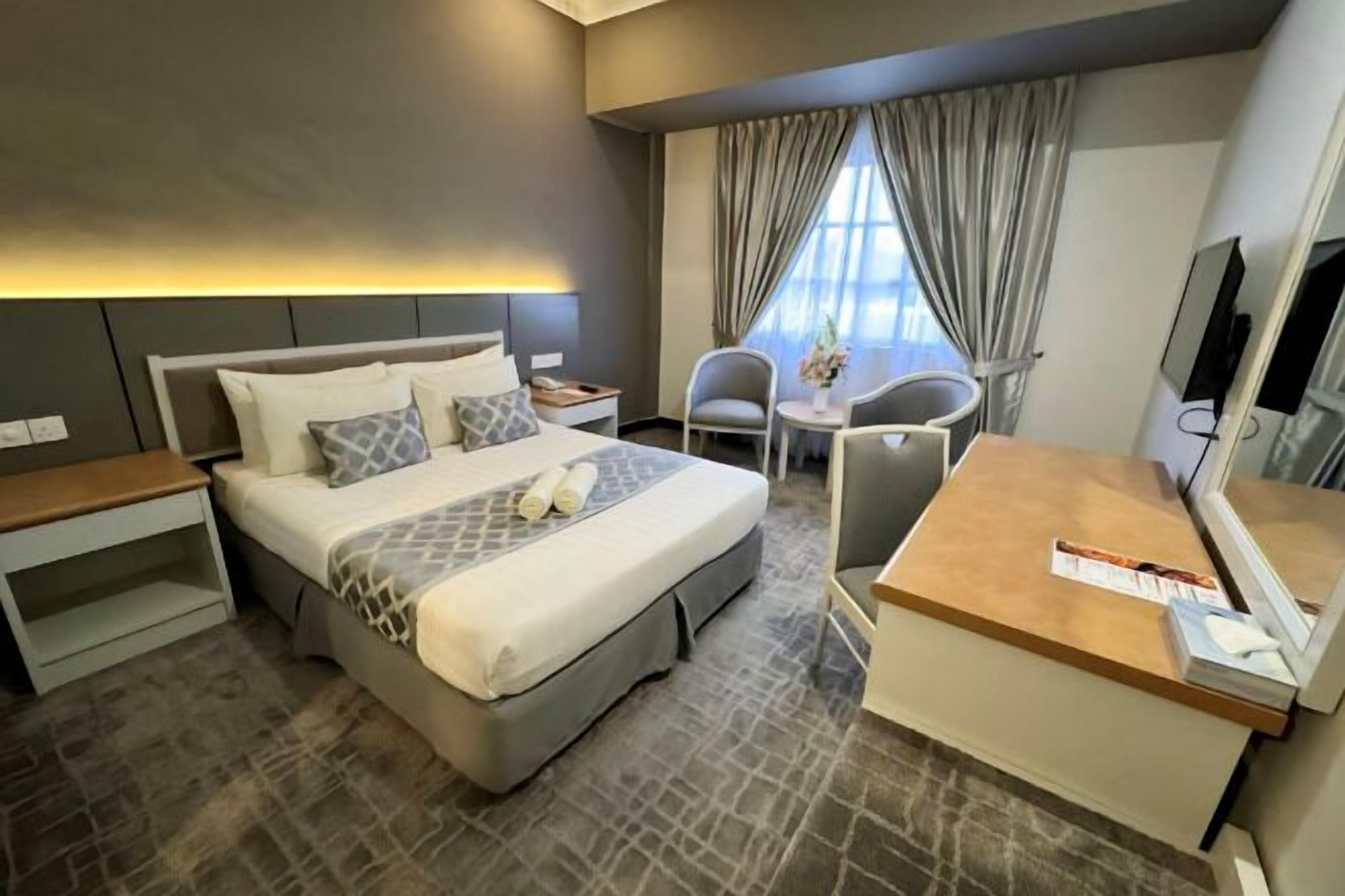 Minibar, desk, iron/ironing board, rollaway beds