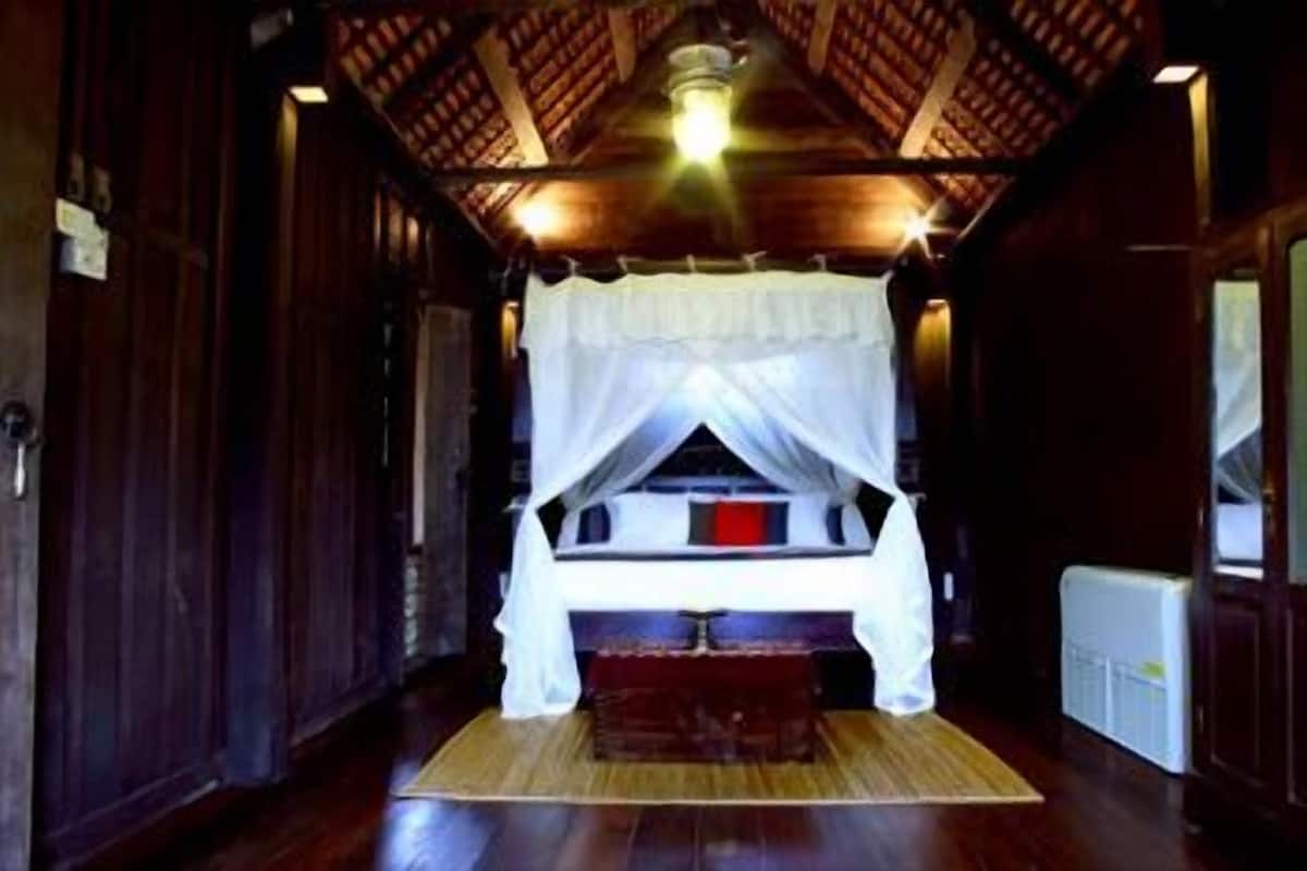 Grand Deluxe Villa