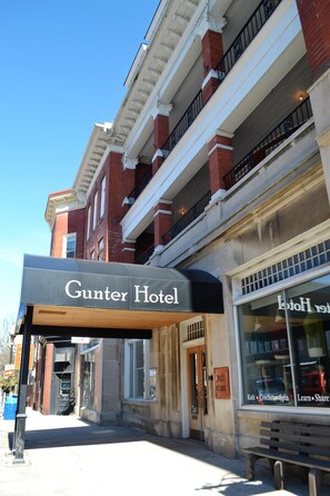 Exterior - Hotel Gunter (Frostburg)
