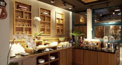 Ivory Hotel Bandung