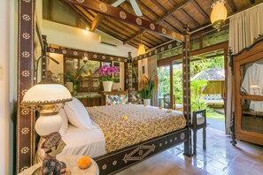 豪華別墅, 1 間臥室, 小廚, 花園 | 迷你吧、房內夾萬、書桌、免費 Wi-Fi