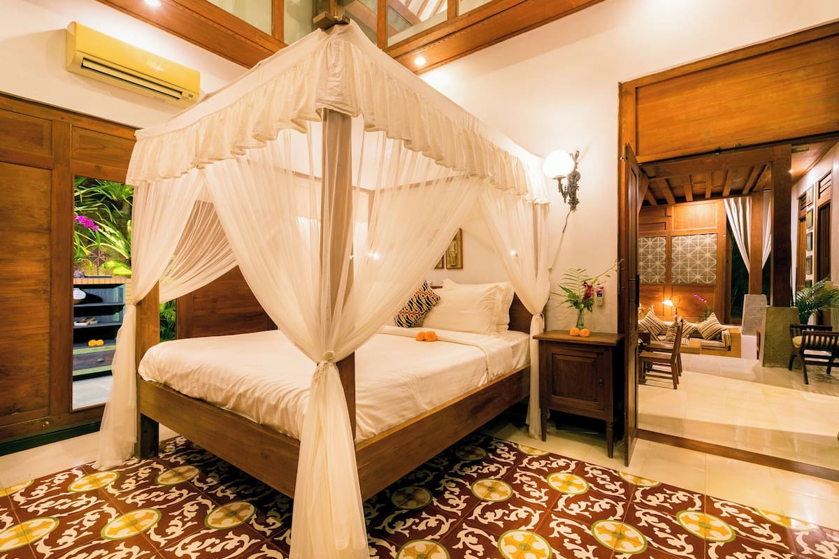 Standard Villa, 2 Bedrooms, Smoking, Garden View | Minibar, in-room safe, desk, laptop workspace
