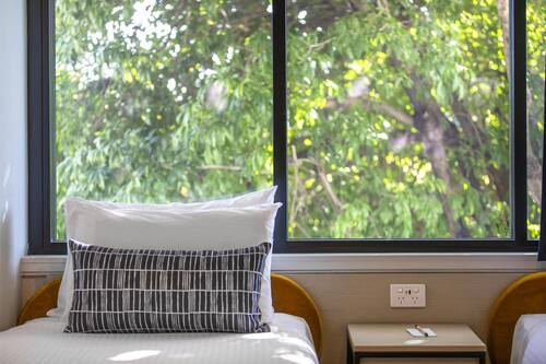 Departamento, 2 habitaciones | Escritorio, tabla de planchar con plancha, wifi gratis y ropa de cama