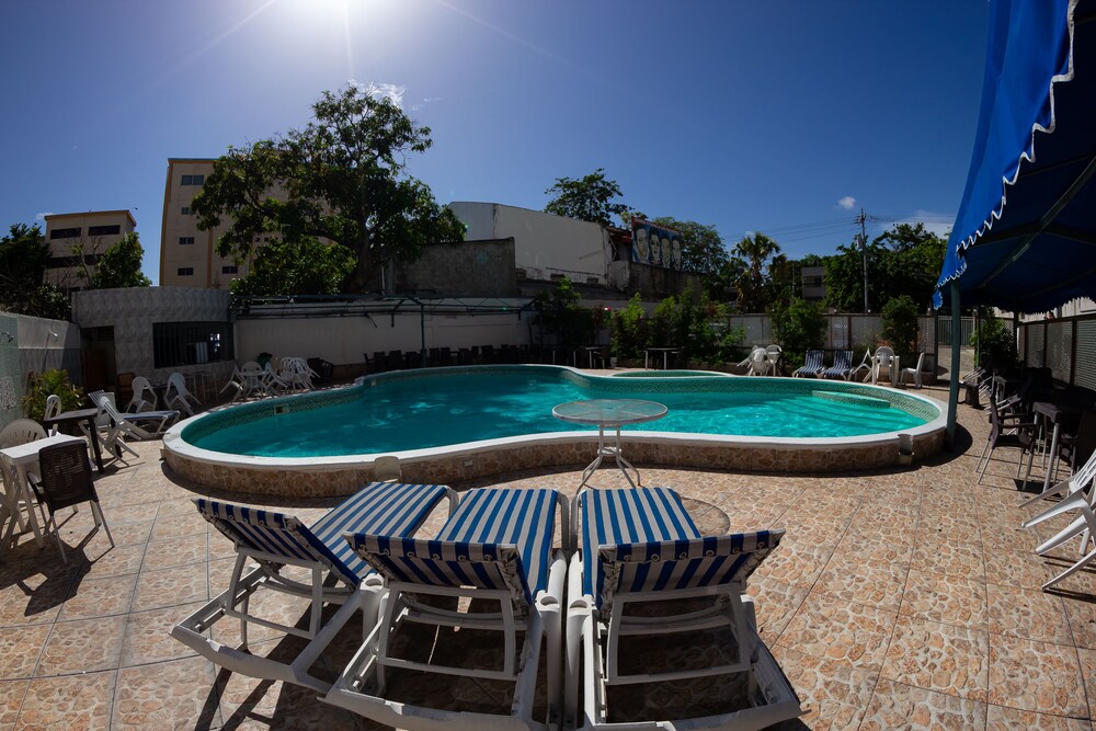 Hotel Renacer 1