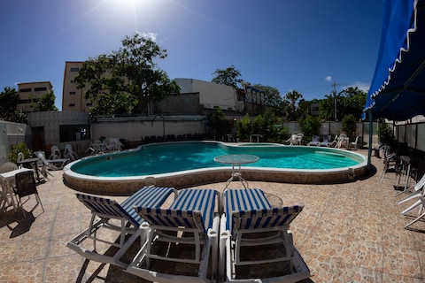 Hotel Renacer