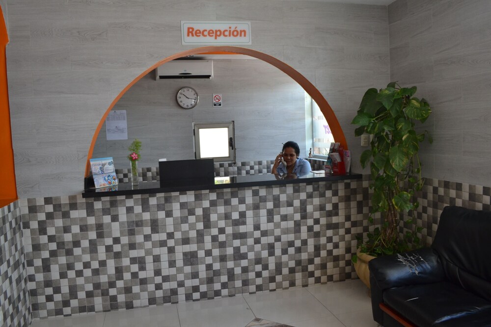 Hotel Renacer 3