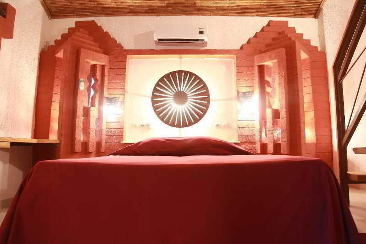 Bureau, rideaux occultants, Wi-Fi gratuit, draps fournis