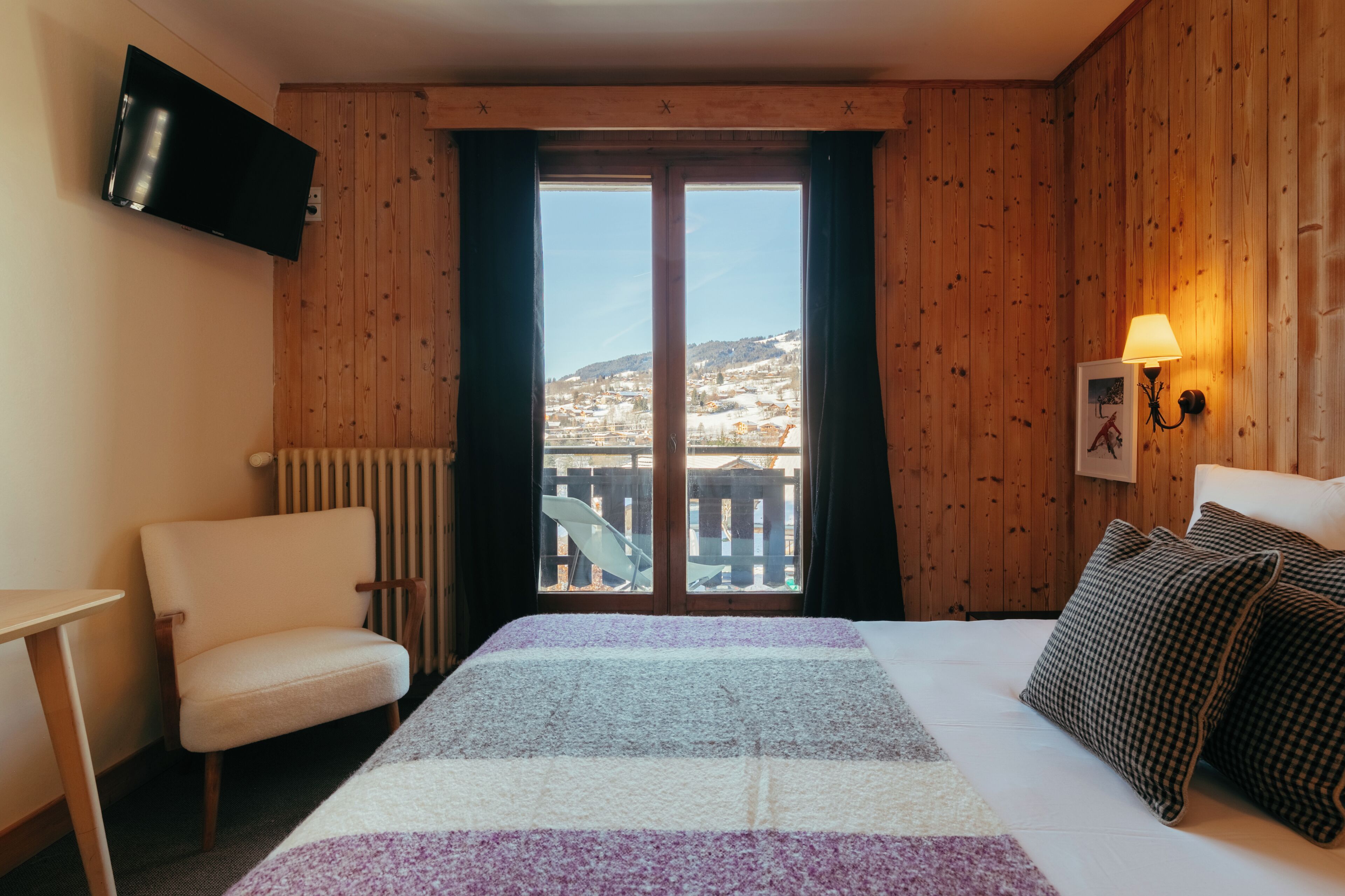 classic double room, mountain view | 1 bedroom, free wifi