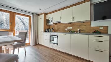 Departamento, 1 habitación, Terraza, vista a la montaña | Cocina privada