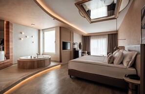 Superior Jacuzzi Garden Up Sea view | 免費迷你吧、客房內保險箱、免費無線上網、床單