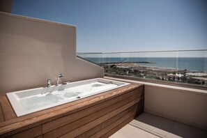 Deluxe Room Sea view | Balkong