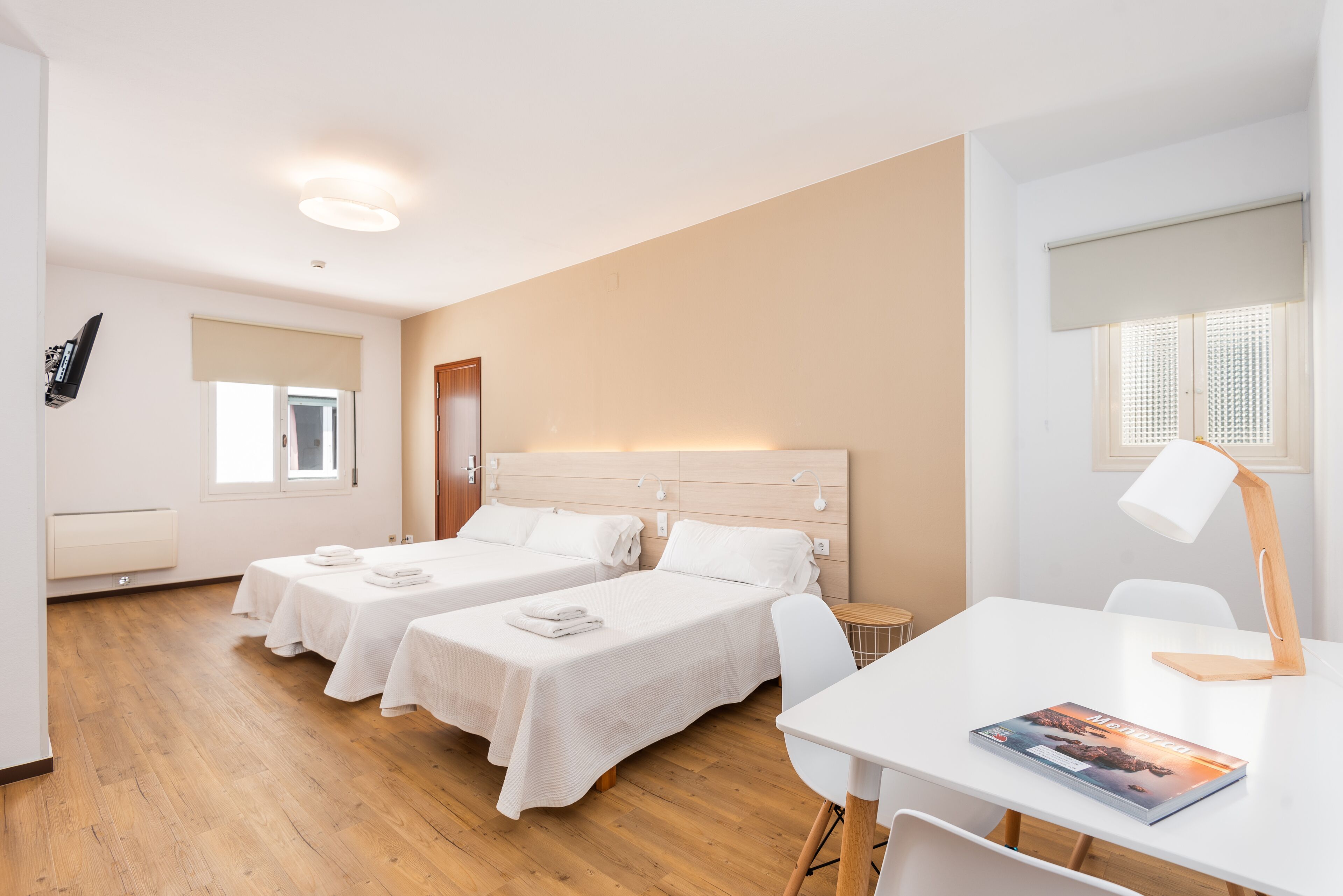 Down duvets, in-room safe, desk, blackout curtains