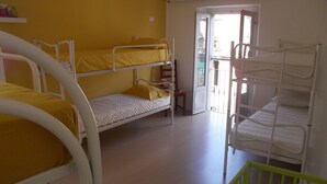 Shared Dormitory, Mixed Dorm (6 bed places) - Gogol'Ostello & Caftè Letterario - Hostel (Milan)