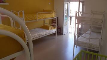 Shared Dormitory, Mixed Dorm (6 bed places) | 1 bedroom, premium bedding, in-room safe, iron/ironing board