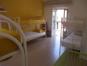 Shared Dormitory, Mixed Dorm (6 bed places) | 1 bedroom, premium bedding, in-room safe, iron/ironing board - Gogol'Ostello & Caftè Letterario - Hostel (Milan)