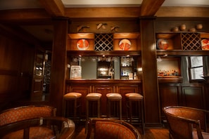 Bar (on property) - Hotel Kosten Aike (El Calafate)