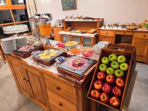 Free daily continental breakfast  - Hotel Kosten Aike (El Calafate)
