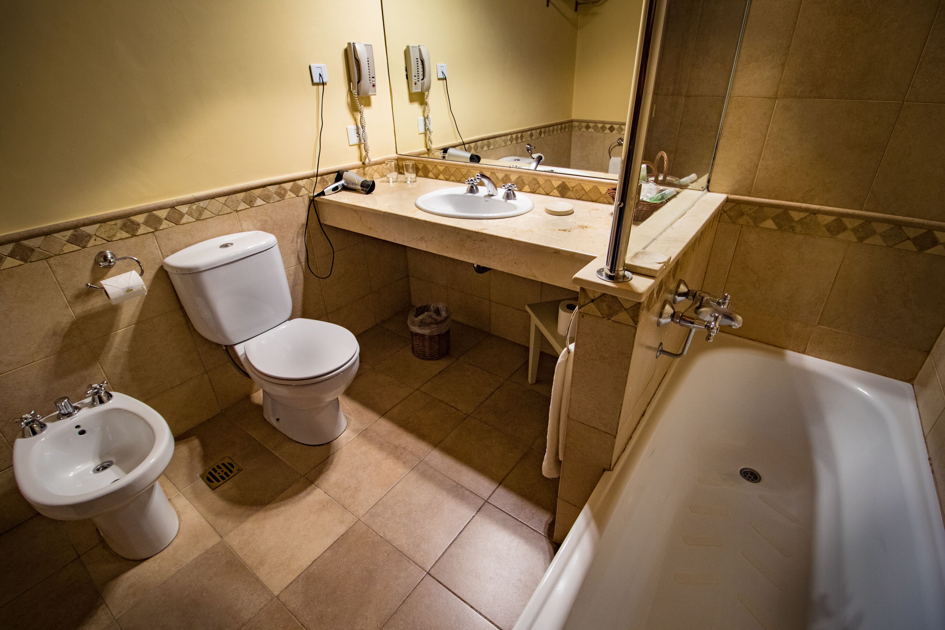 standard triple room | bathroom | combined shower/bathtub, free toiletries, hair dryer, bidet