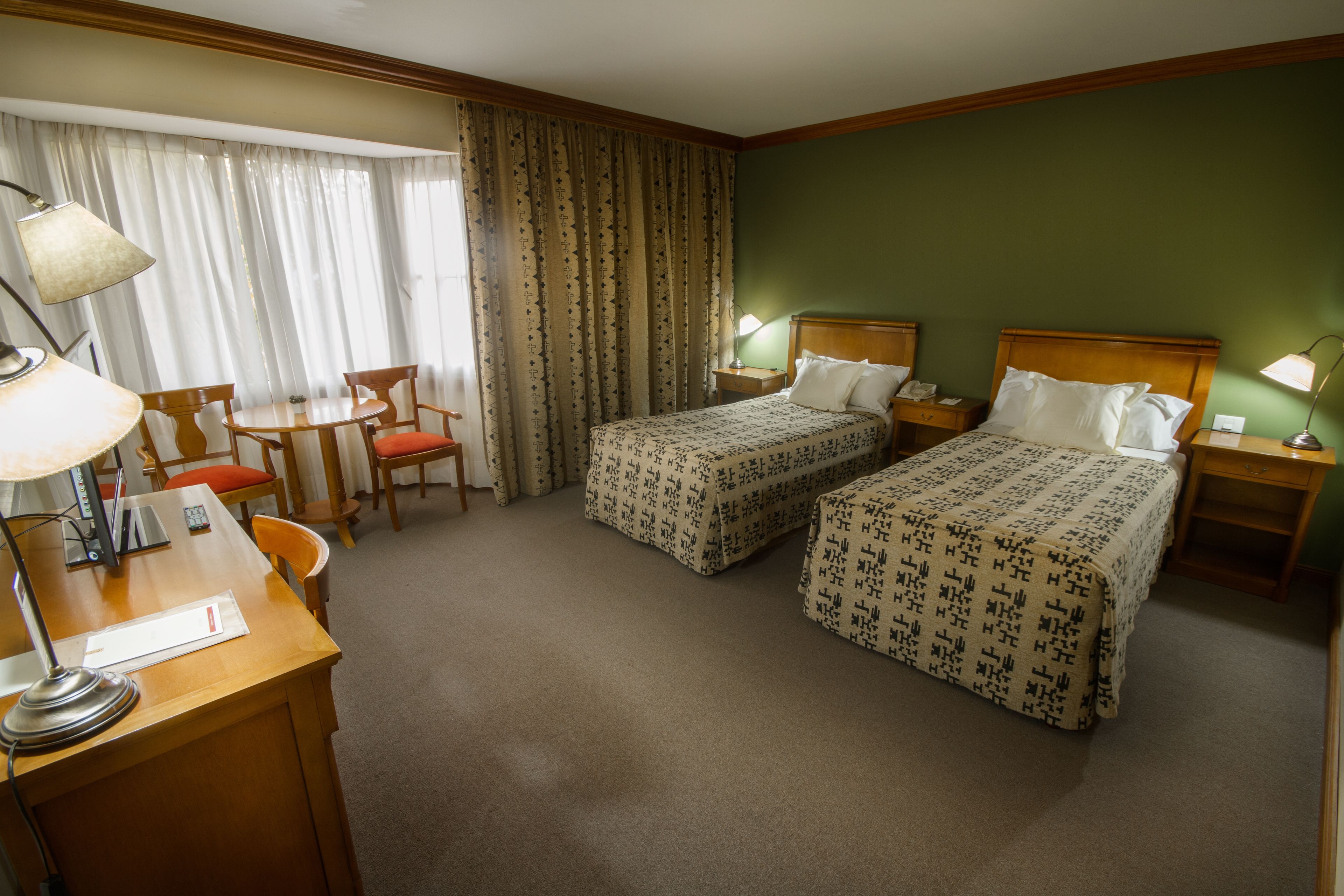 standard double room, 1 double or 2 single beds | minibar, in-room safe, desk, free cots/infant beds