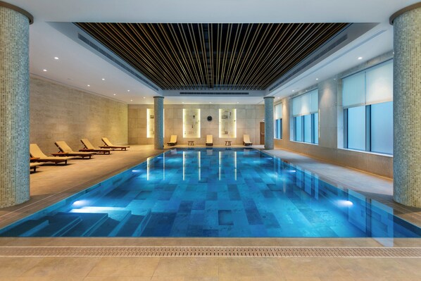 Indoor pool - Holiday Inn Baku by IHG (Baku)