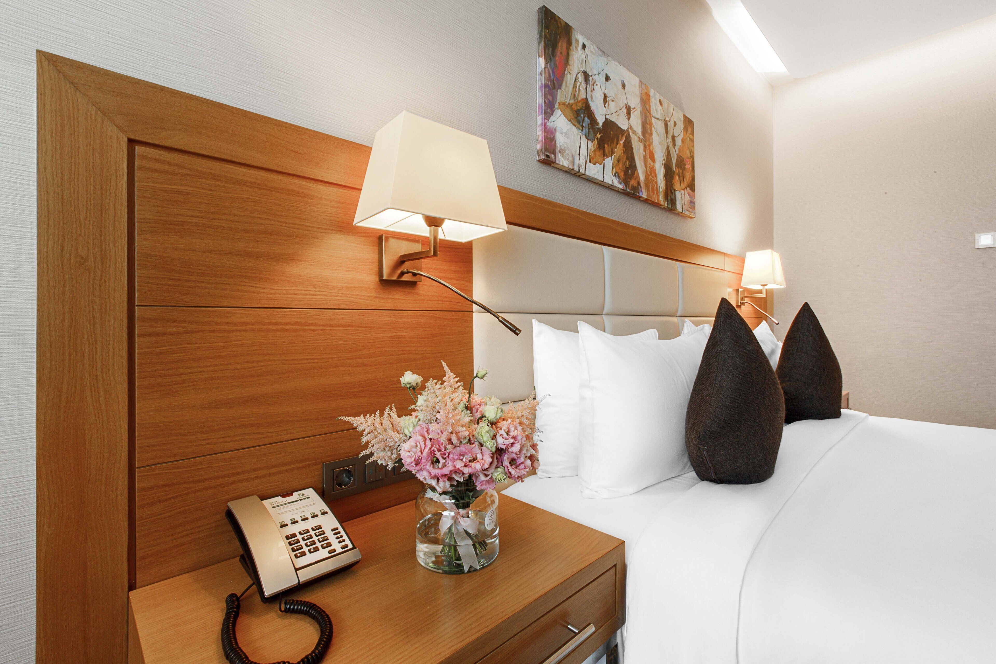 minibar, in-room safe, desk, soundproofing