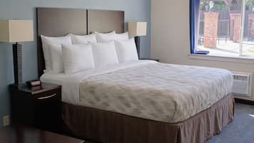 Room, 1 King Bed, Non Smoking