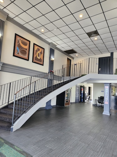 Americas Best Value Inn & Suites Phenix City