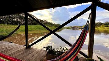 Suite, Balcony, Lake View (Flotante) | Bed sheets