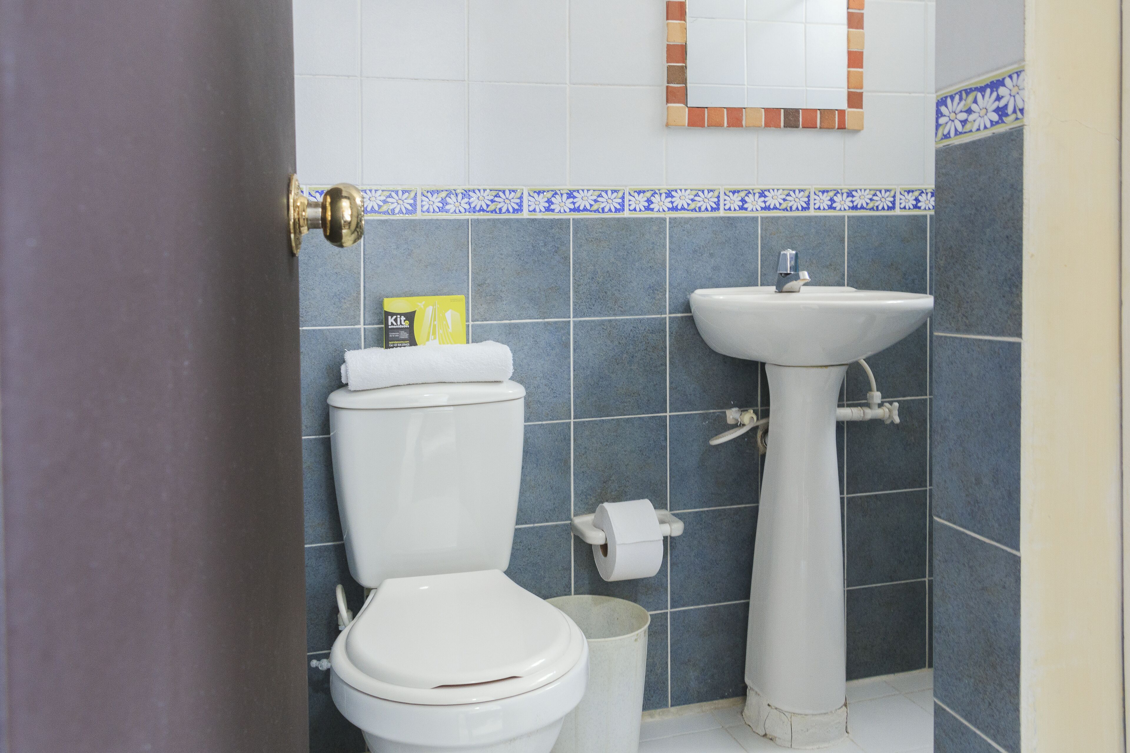 standard twin room | bathroom | shower, rainfall showerhead, towels