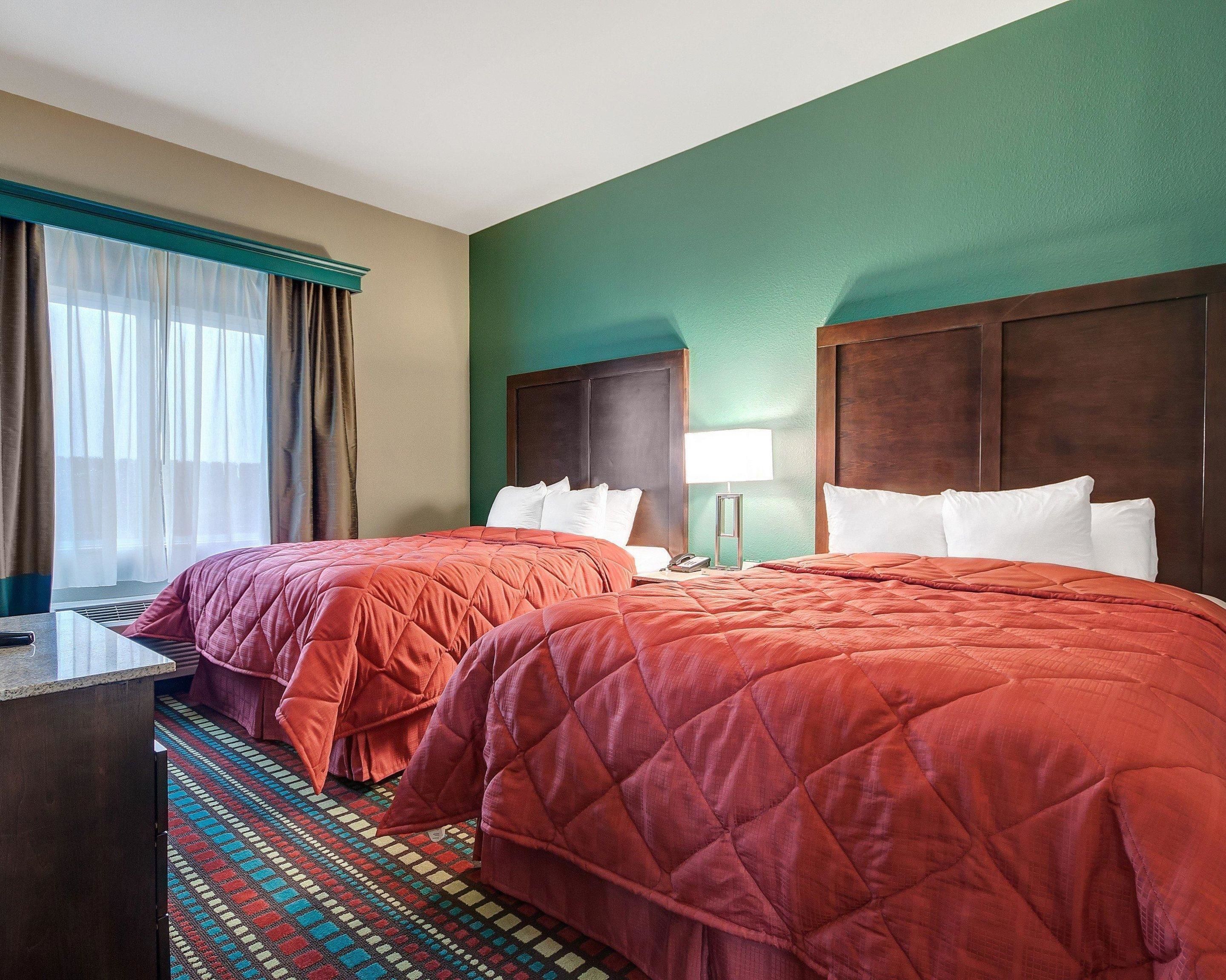 1 bedroom, premium bedding, pillow-top beds, desk