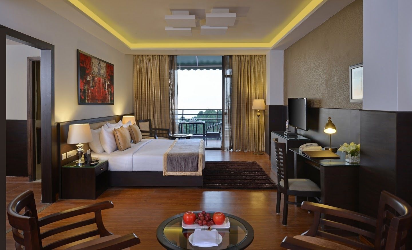 Suite | Minibar, Zimmersafe, Schreibtisch, Bügeleisen/Bügelbrett