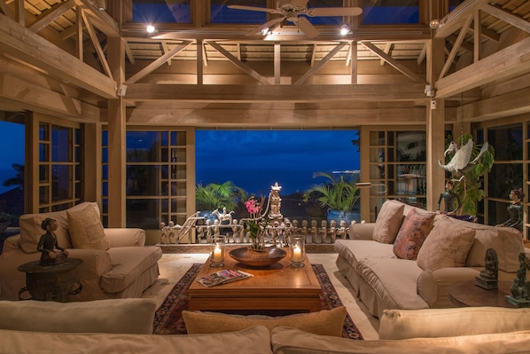 LED TV, DVD player, iPod dock, ping pong - Silent Waters Villa (Montego Bay)