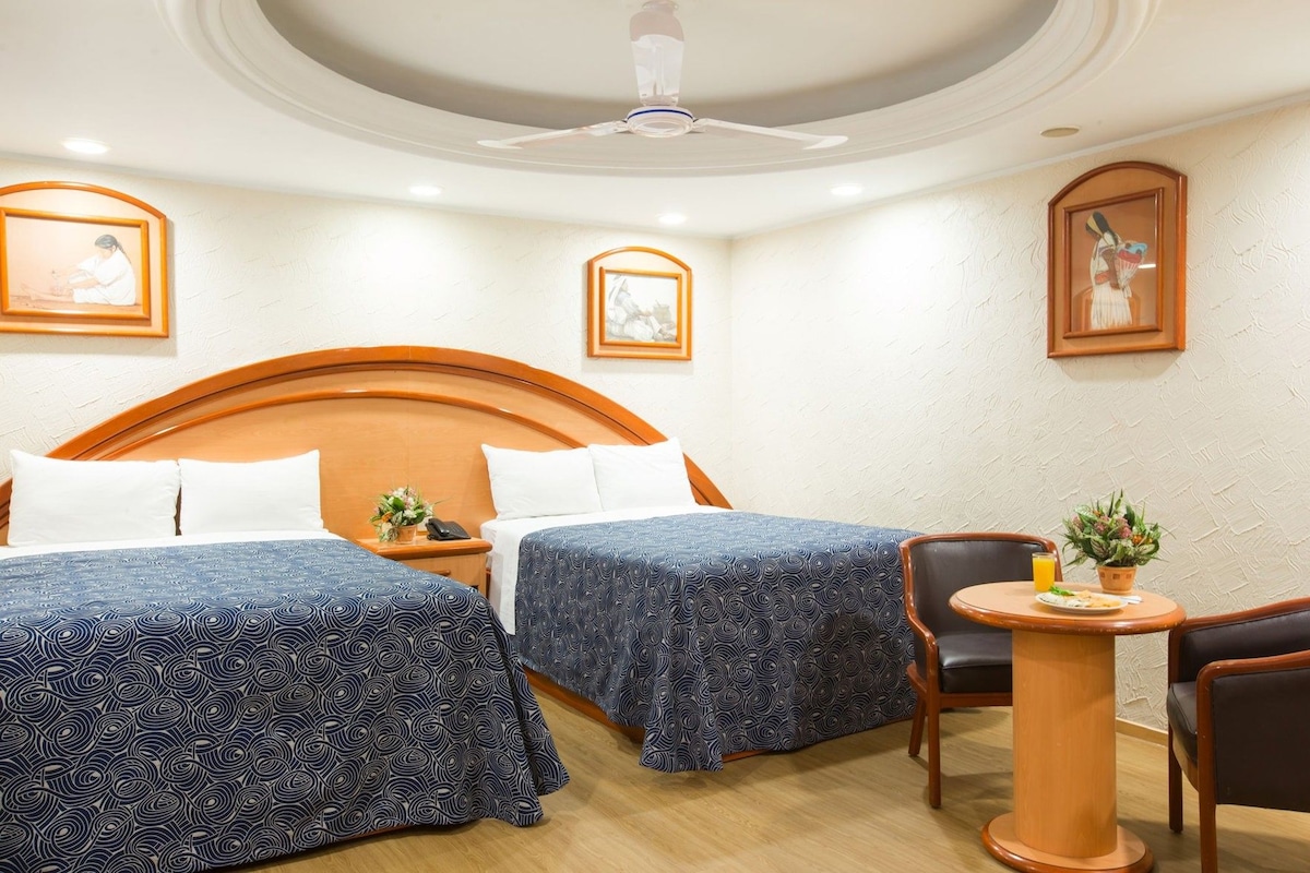 In-room safe, WiFi (free)