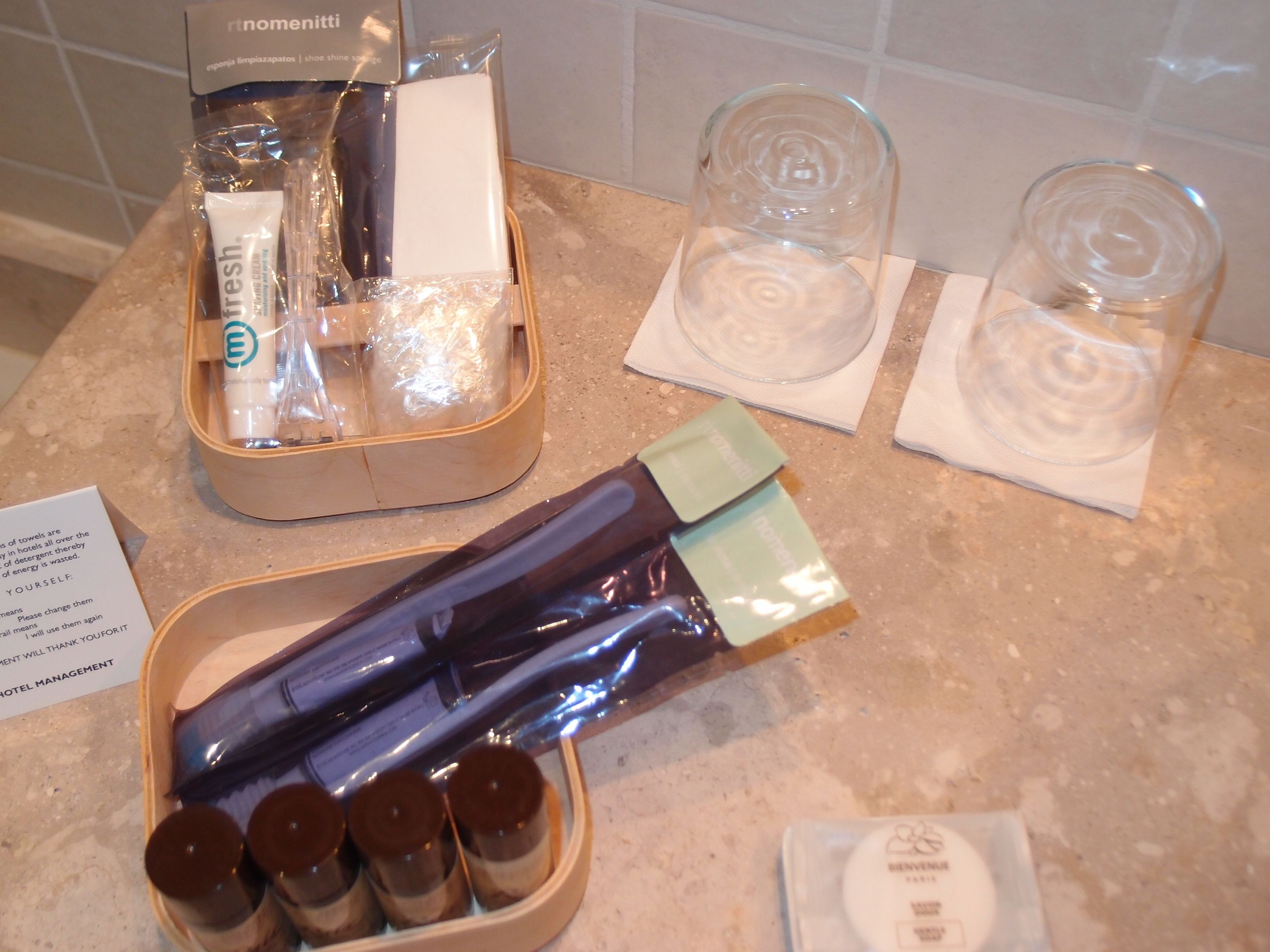 double room | bathroom amenities | free toiletries, hair dryer, bidet, towels