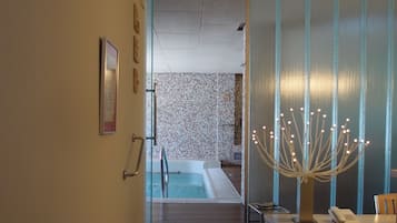 蒸氣室、土耳其浴、身體療程、水療、體膜護理、身體磨砂