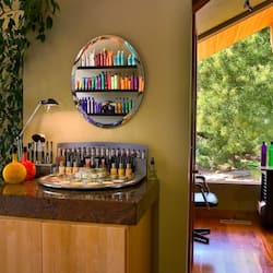 Couples treatment rooms, hot tub, body treatments, aromatherapy