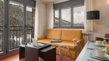 Appartement, 2 chambres (5 pax) | Coin séjour
