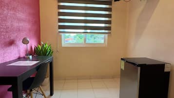 Estudio estándar | Edredón, cortinas blackout, wifi gratis y ropa de cama