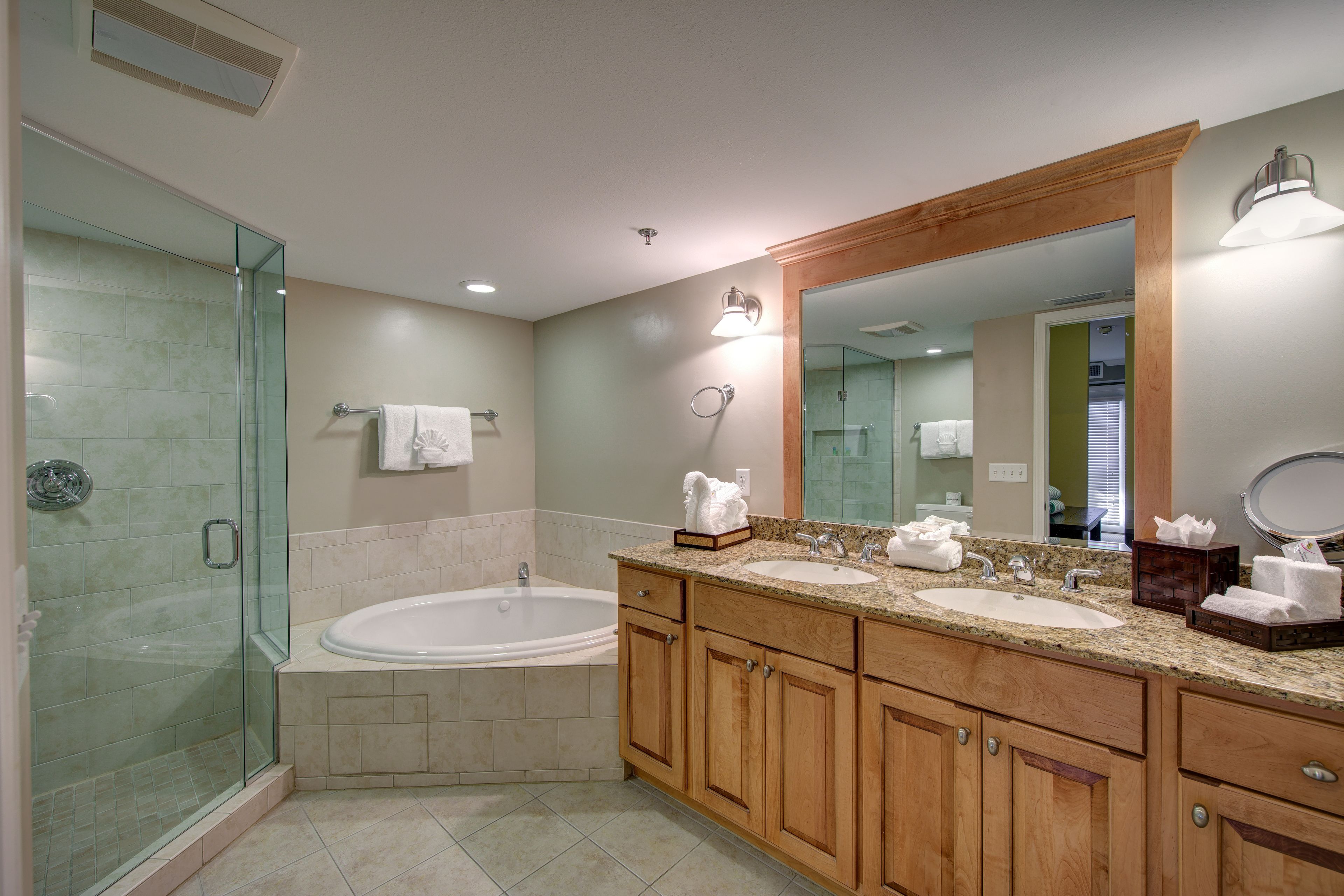 signature suite, 2 bedrooms | bathroom | hair dryer, towels, soap, shampoo