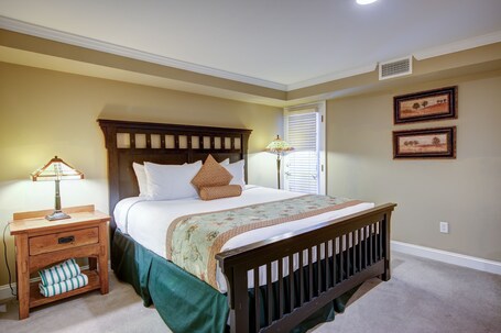 The Residences at Biltmore - Image 31