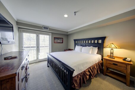 The Residences at Biltmore - Image 30