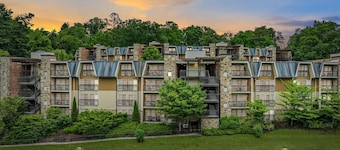 Lantern Lodge Asheville Biltmore Village