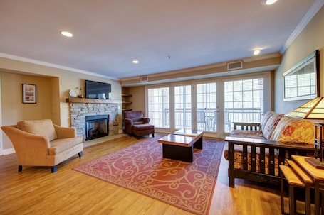 The Residences at Biltmore - Image 4