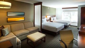 Literie de qualité, coffre-fort, bureau, système d’insonorisation