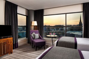 Sábanas de algodón egipcio, ropa de cama de alta calidad y minibar