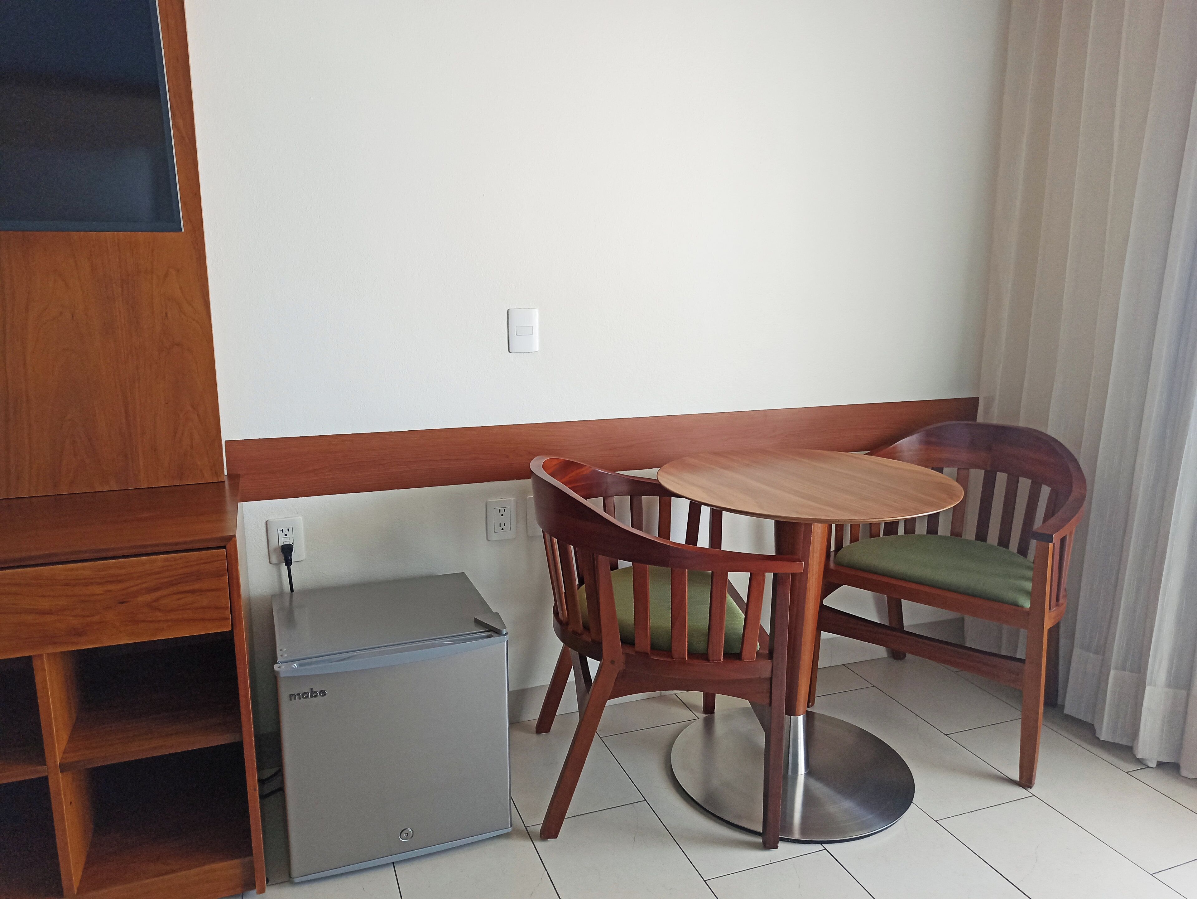 Standard Room, 1 King Bed, Marina View (Minifridge) | Room amenity