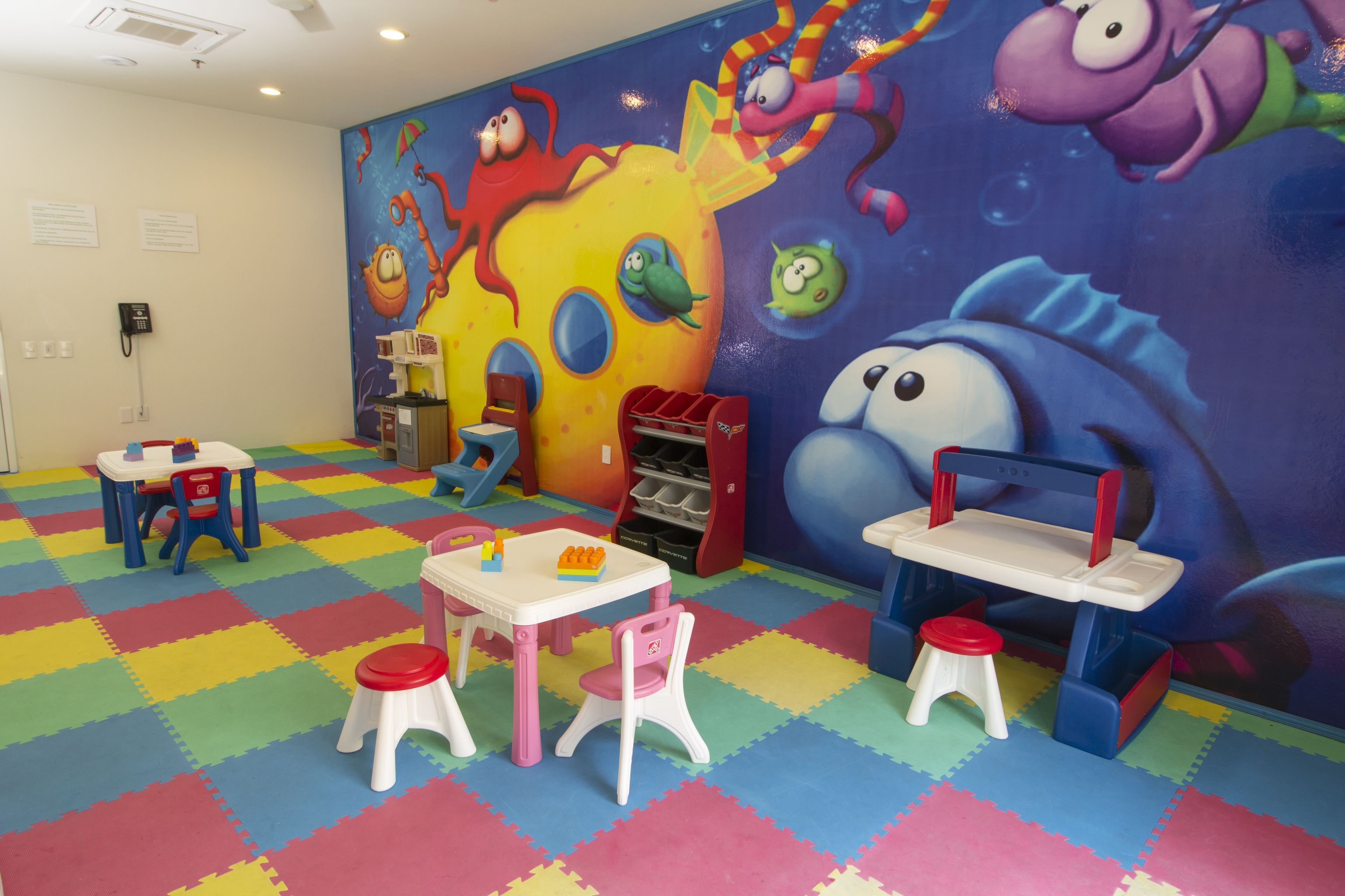 children’s play area – indoor
