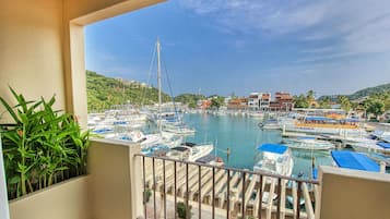 Suite, 1 Bedroom | Premium bedding, in-room safe, blackout curtains, iron/ironing board